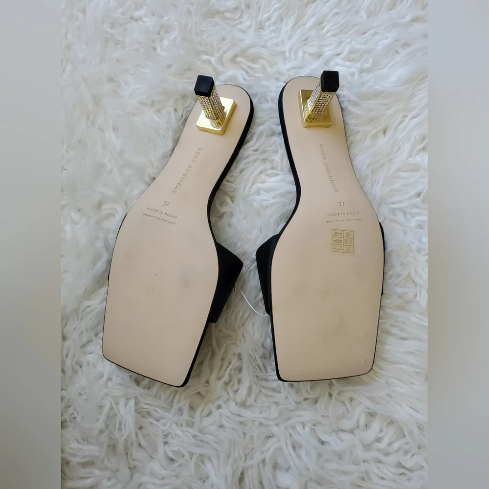 Good American Kickstand Slide Sandal In Black  Kitten Size 7.5